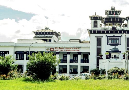 कारबाहीमा पर्दै ३० राजनीतिक दल
